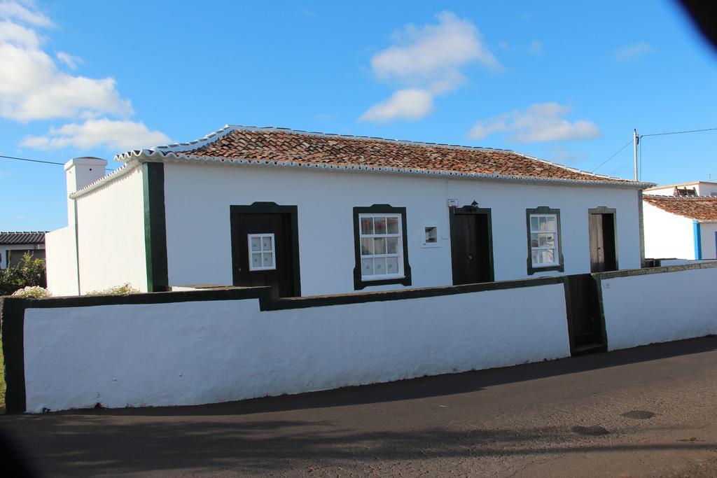 Casa Do Sr. Alberto Villa Praia da Vitoria Exterior photo